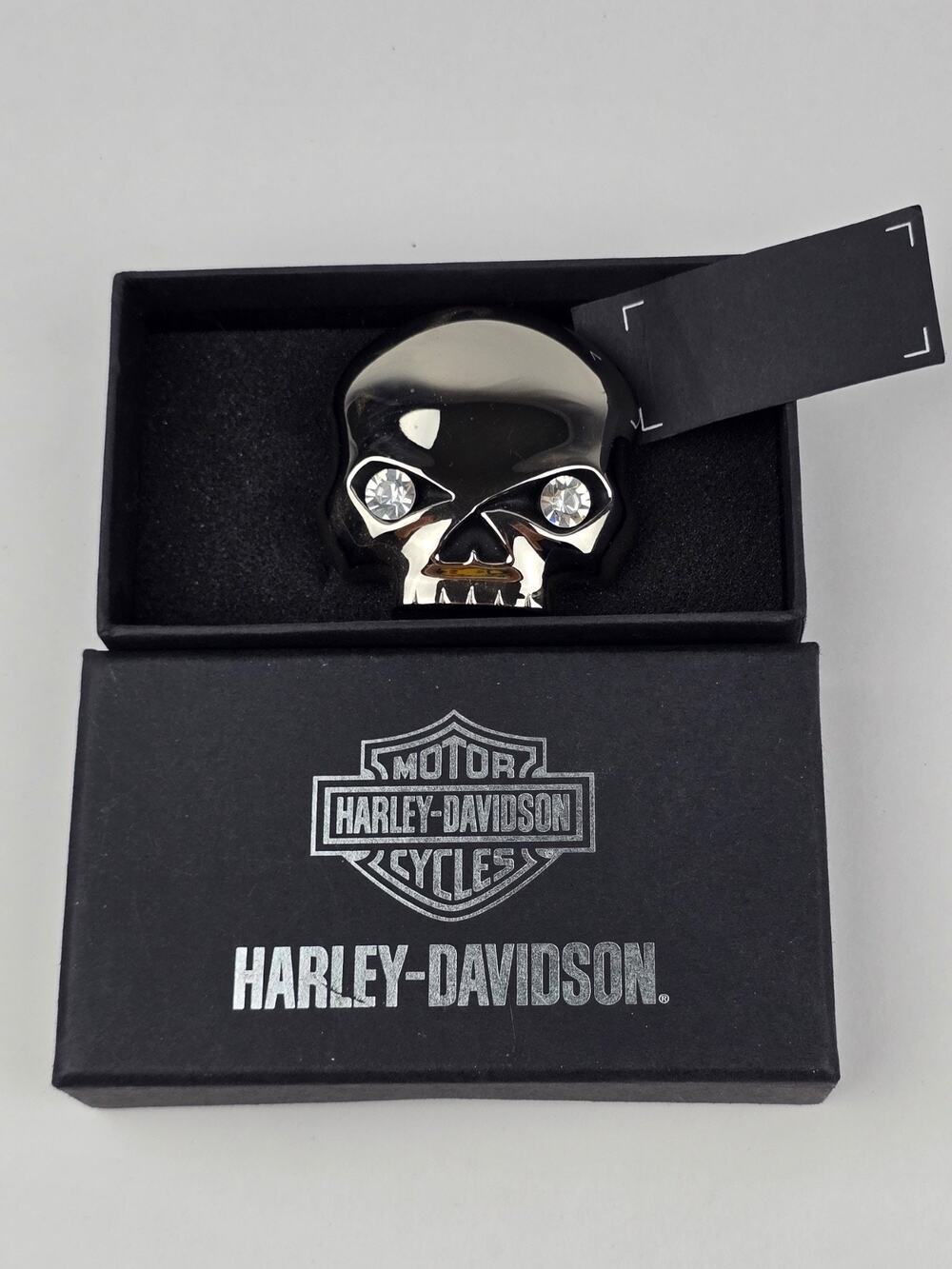 2014 Harley-Davidson Willie G Skull Crystal Fire Eyes Belt Buckle New in box